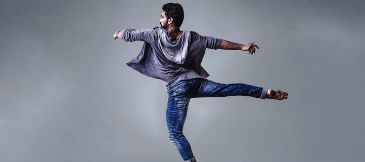 Пара в латиноамериканском бальном танце